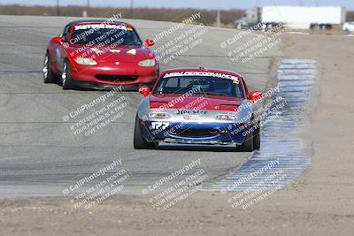media/Nov-16-2024-CalClub SCCA (Sat) [[641f3b2761]]/Group 1/Race (Outside Grapevine)/